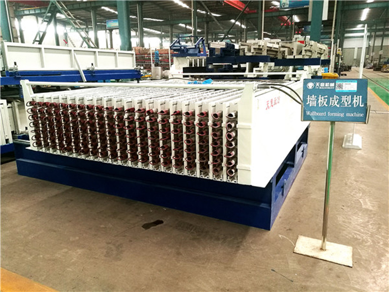 全自動墻板機產量高，一機多用